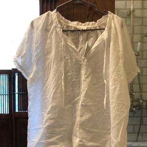 Gap white top with tie-front at neckline.